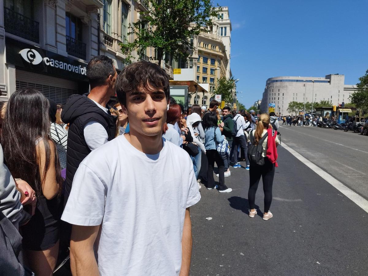 Xavi Canadell, llevaba dos horas esperando el bus