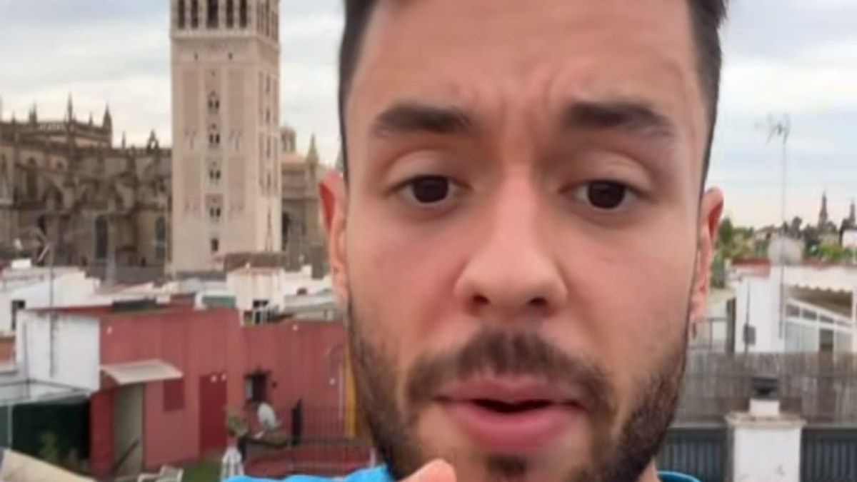 El youtuber TheGrefg ya se encuentra en Sevilla para participa en la Velada del Año V de Ibai Llanos