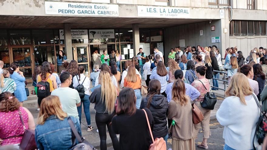 El 37% de los aspirantes para las listas de interinos en Educación son peninsulares