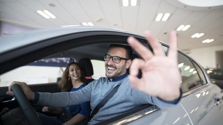 Los búsqueda de un coche en los concesionarios de Alicante