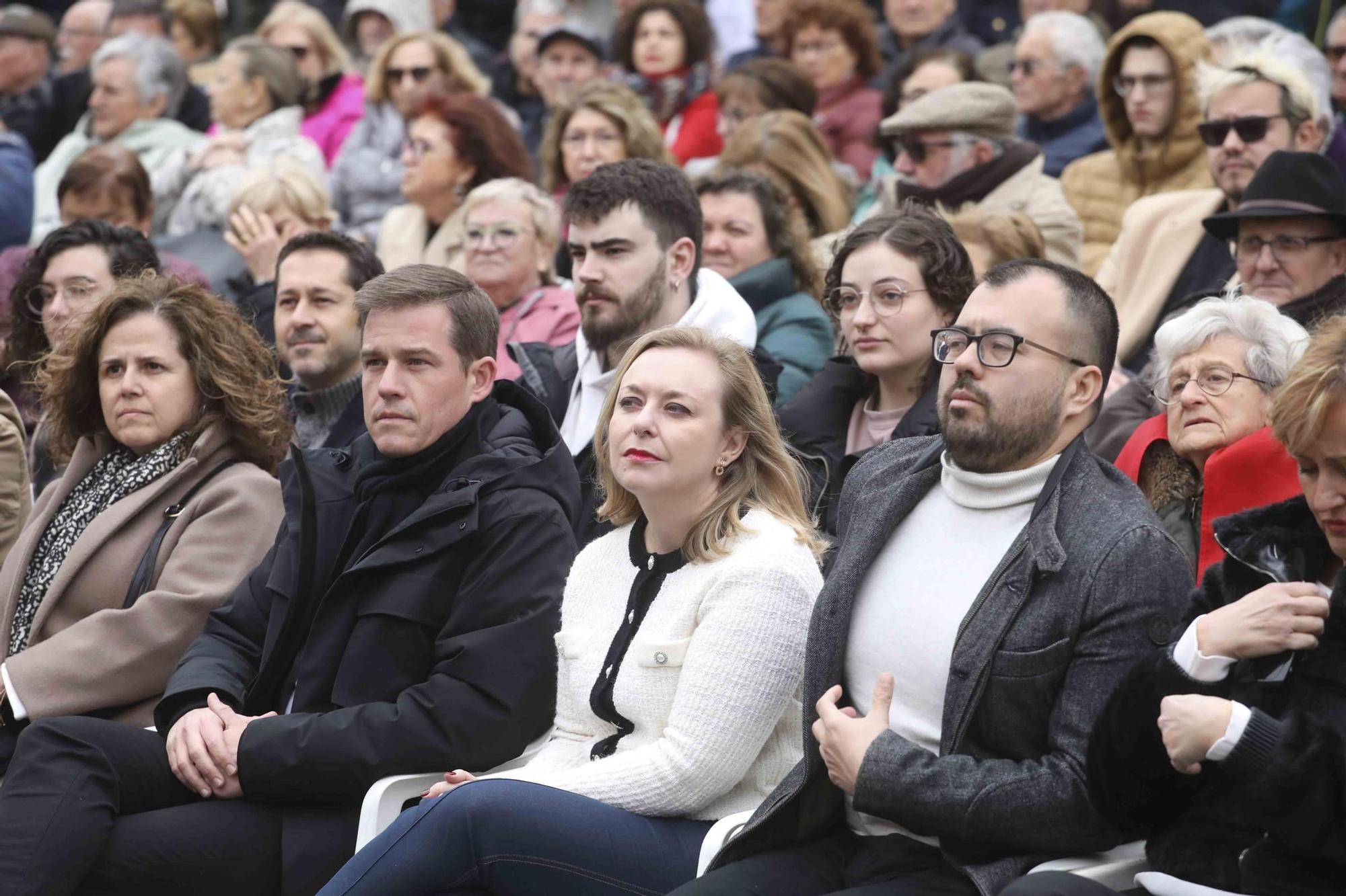 Así fue el homenaje a las víctimas del bombardeo de la estación de Xàtiva en el 85º aniversario del trágico sucesos