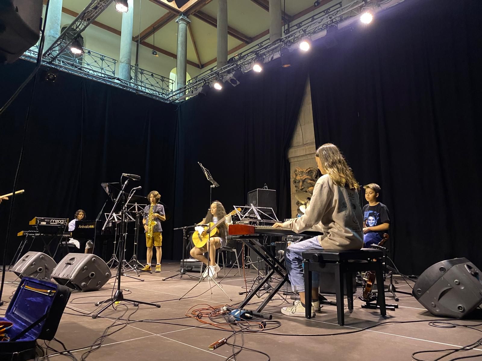 Así fue el concierto para clausurar los talleres de improvisación musical en Gijón (en imágenes)