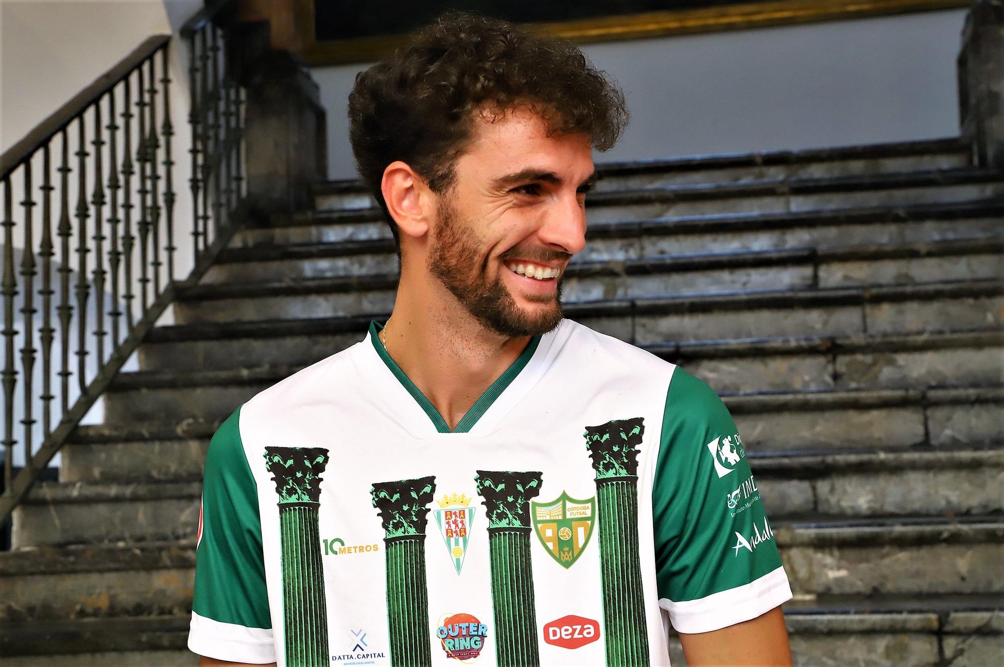 Así son las camisetas del Córdoba Futsal para la temporada en Primera  División - Diario Córdoba