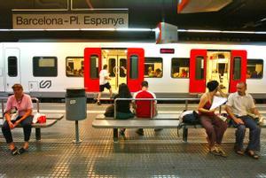 Així és el reforç dels trens de FGC durant el Mobile a Barcelona