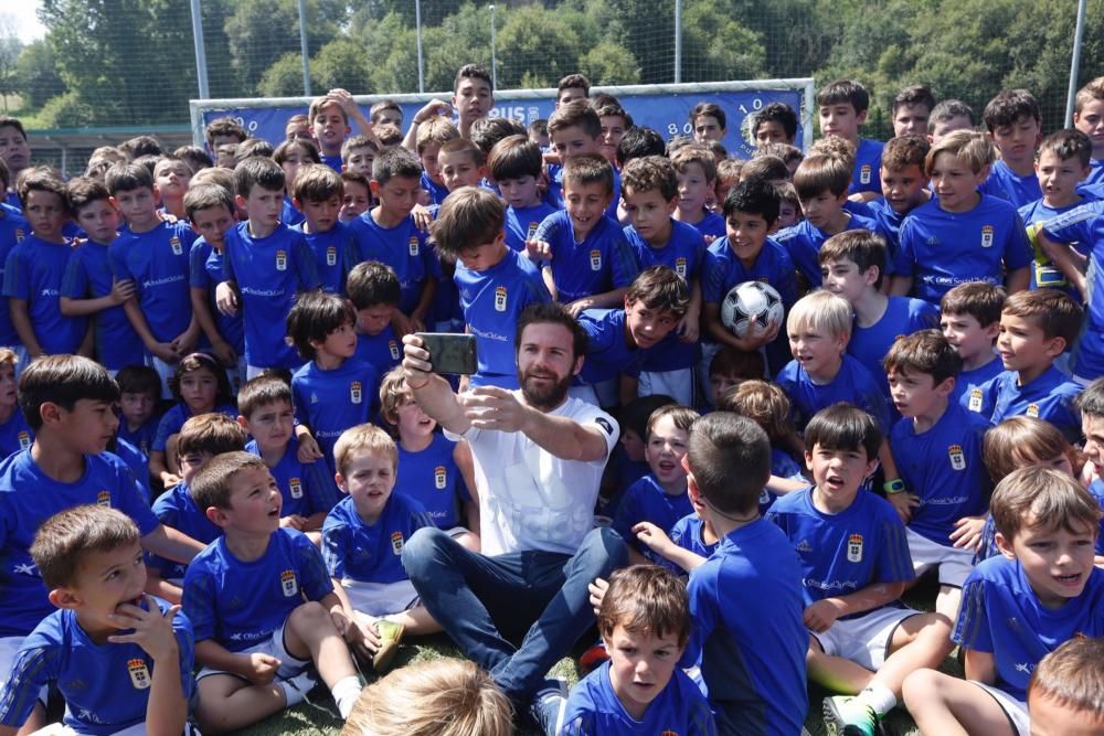 Juan Mata, en el Campus del Real Oviedo