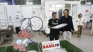 El primer bonito de la temporada ya está en Gijón: 2.217 kilos de "pescado del Cantábrico y de gran calidad"