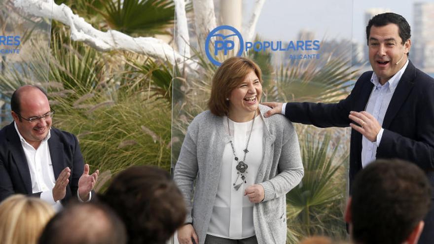 Isabel Bonig, junto al murciano Pedro Sánchez (izquierda), y el andaluz Juanma Moreno.