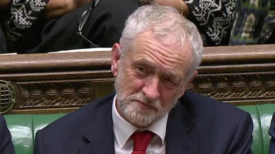 Corbyn rechaza reunirse con May si no descarta un Brexit sin acuerdo