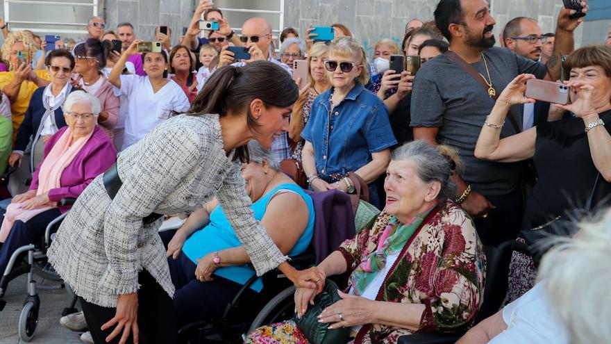 La Reina Letizia abre el curso de FP en el Centro de Imagen y Sonido de Langreo