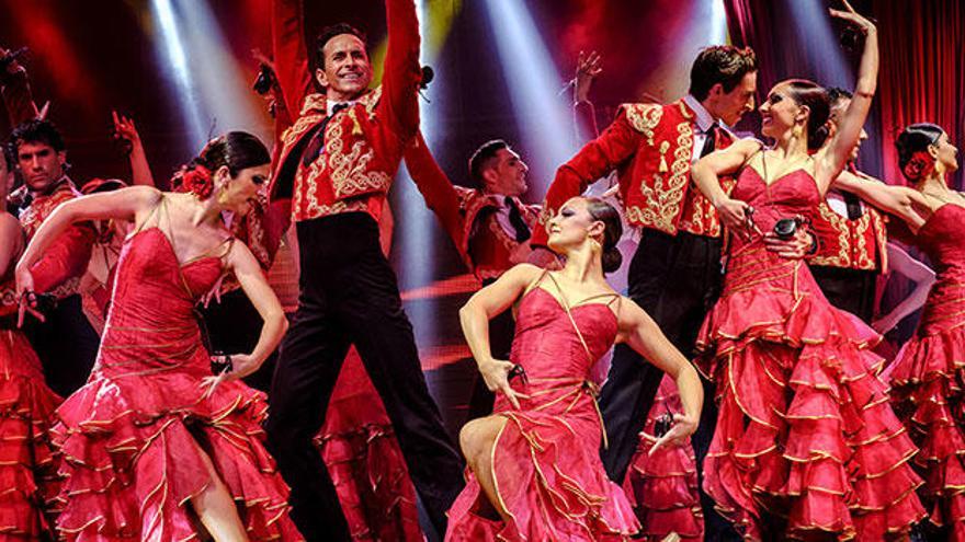 Del flamenco a Bollywood: Benidorm Palace estrena un impresionante espectáculo