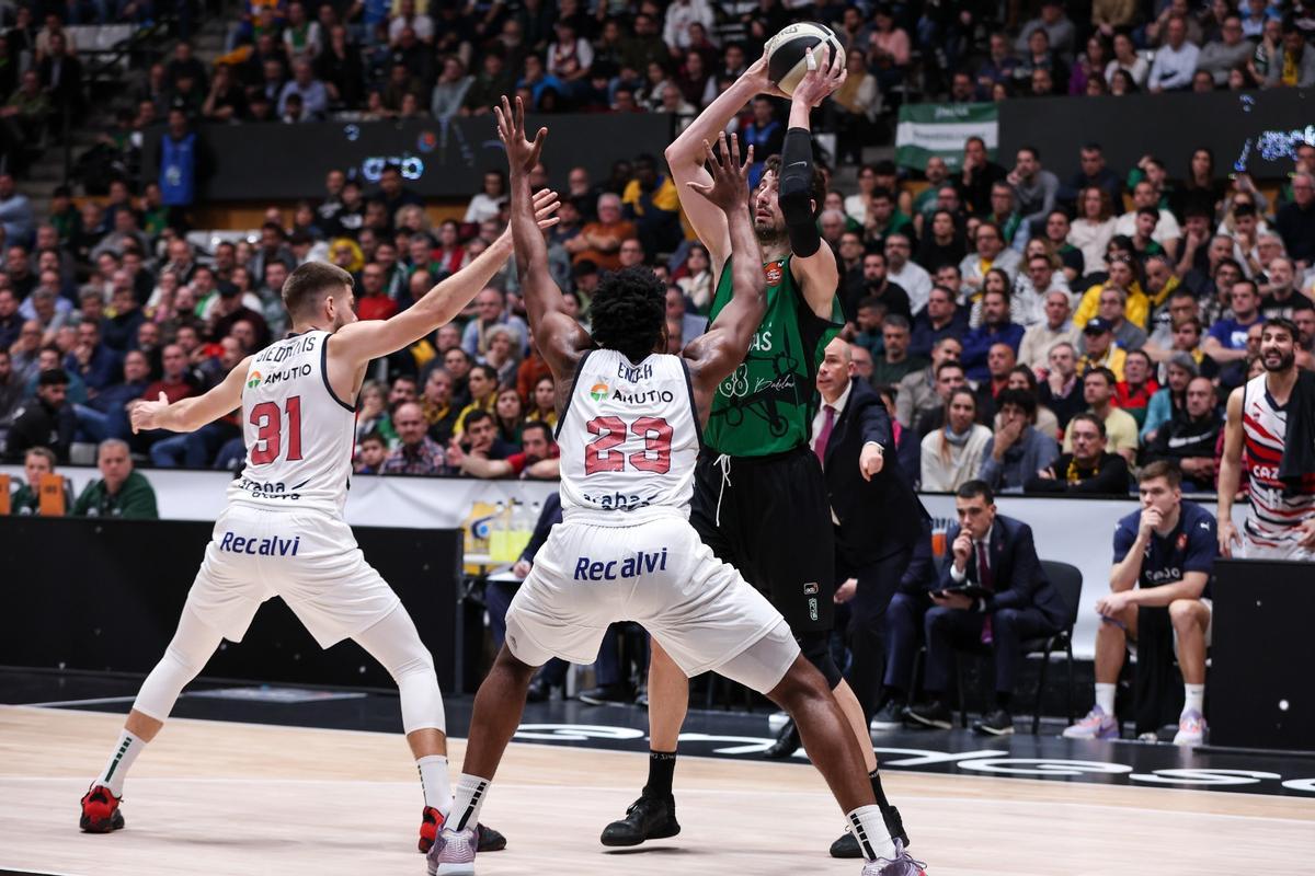 Ante Tomic despertó en el segundo cuarto