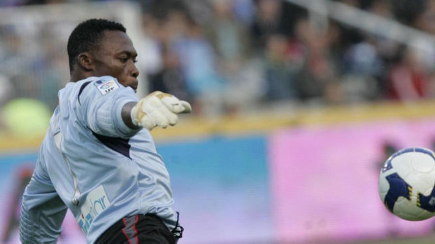 Quique Sánchez Flores quiere a Kameni en su Watford