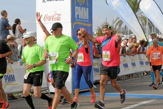 9.000 Läufer aus 49 Ländern gingen am Sonntag den 15.10 an den Start. In der Marathon - Disziplin gingen die Deutschen leer aus.