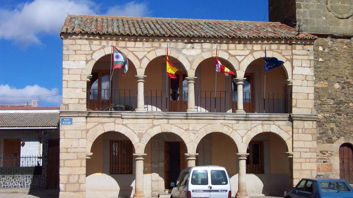 Ayuntamiento de Carbajales de Alba