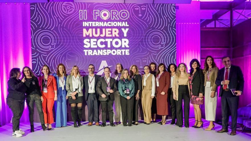 Foto del II Foro Mujer y Sector Transporte.                                                                                                  | ANDAMUR