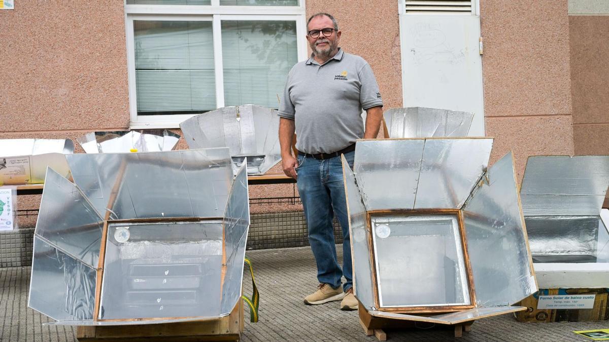 Someso conecta A Coruña y África a través de cocinas solares: "Soluciona uno de los graves problemas de Burundi, la deforestación"