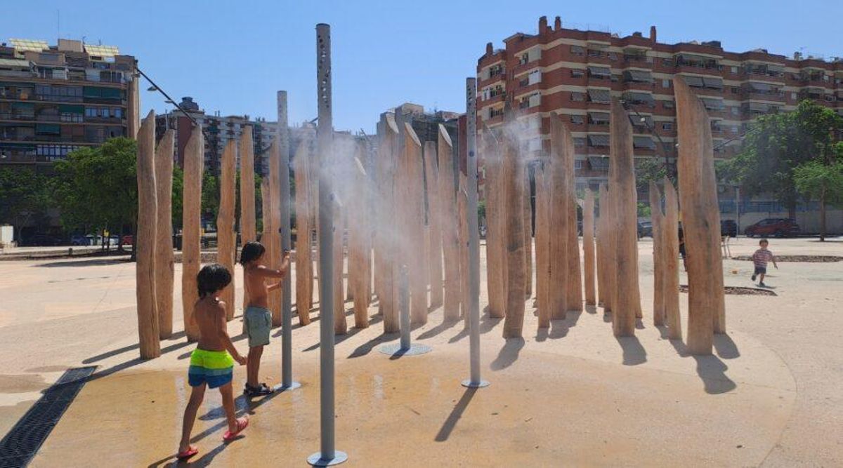 Juego de agua infantil en Barcelona