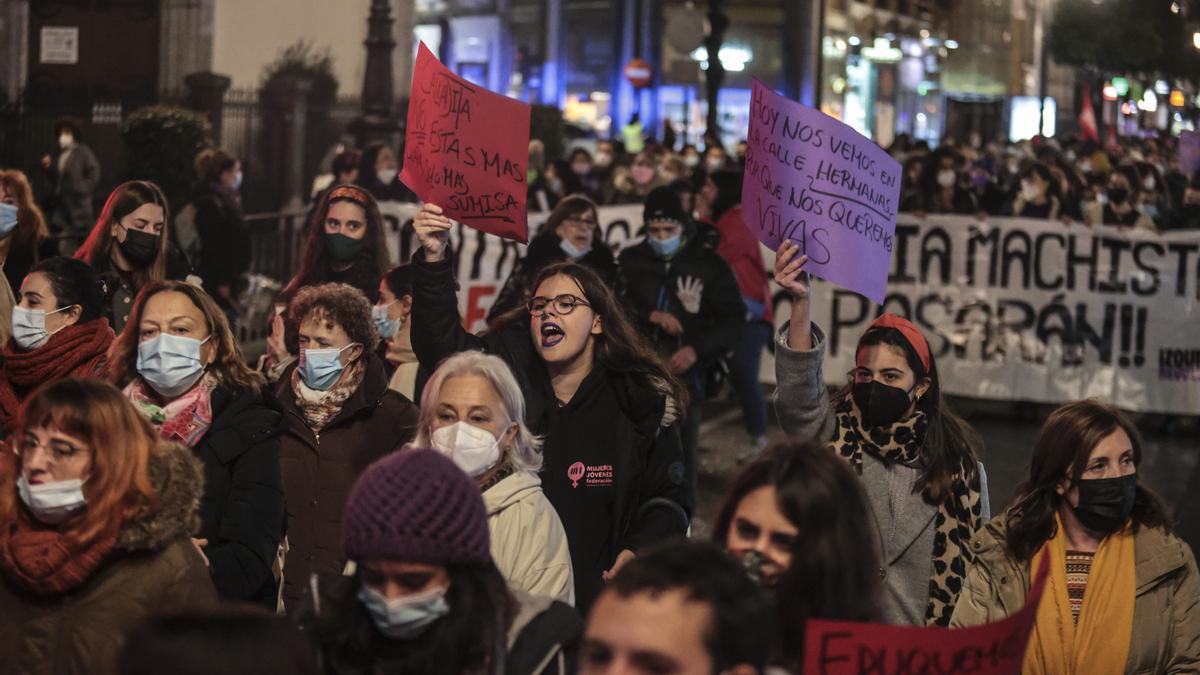 Asturias muestra su rechazo a la violencia contra las mujeres: todas las protestas por concejos