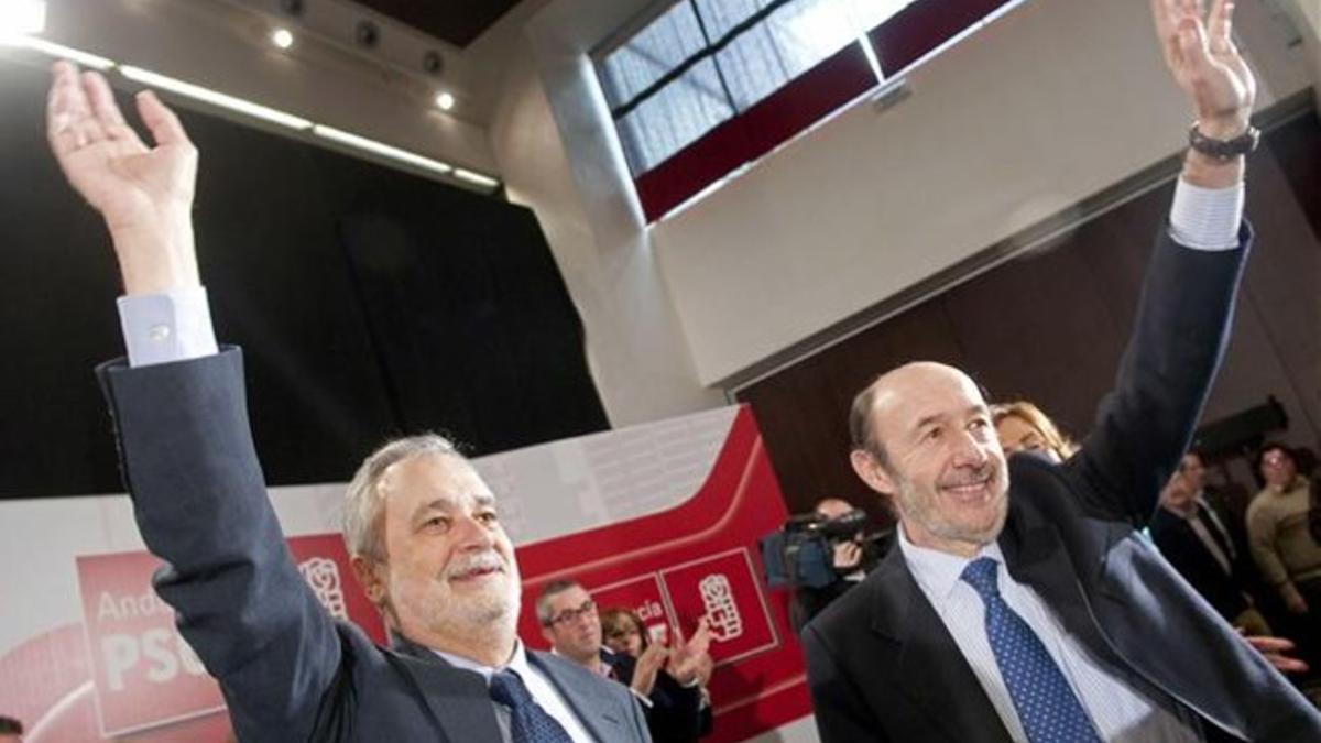 Rubalcaba y Griñán en el comité federal de Sevilla