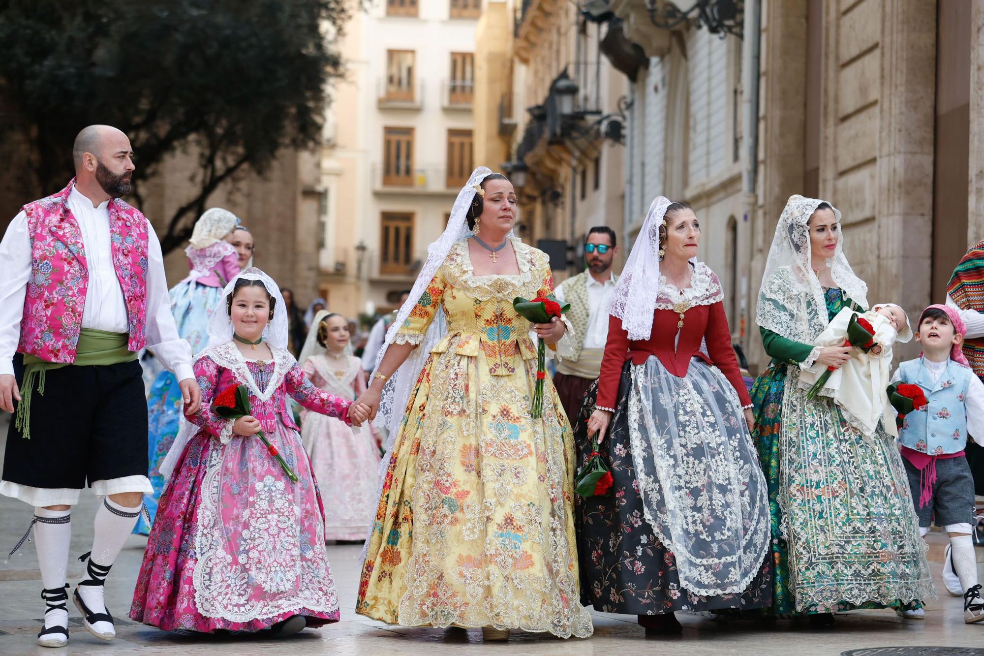 Búscate en el primer día de la Ofrenda en la calle San Vicente entre las 17:00 y las 18:00