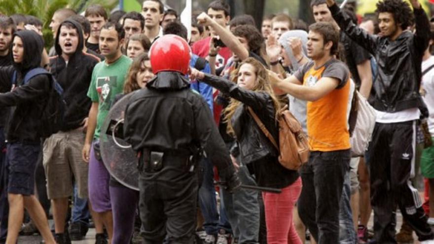 El acto falangista genera tensión en Bilbao