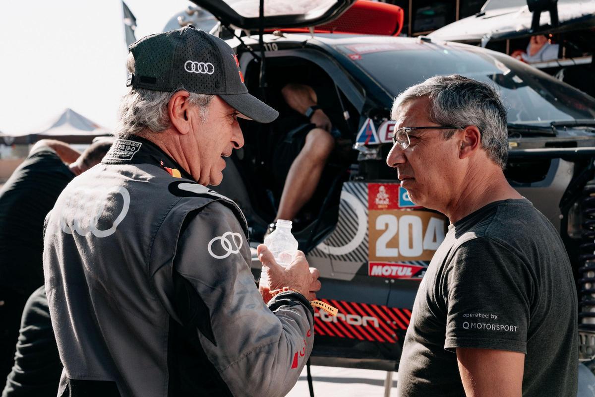 Carlos Sainz sigue líder del Dakar a falta de dos etapas