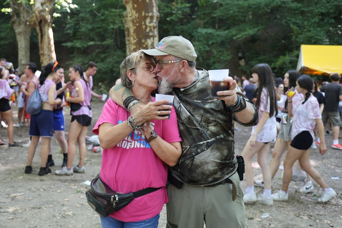 Las dos caras de Os Caneiros: así es la fiesta más refrescante de Betanzos Las dos caras de Os Caneiros: así es la fiesta más refrescante de Betanzos