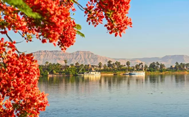 Navegar por el Nilo en dahabeya: la forma más auténtica y exclusiva de descubrir Egipto