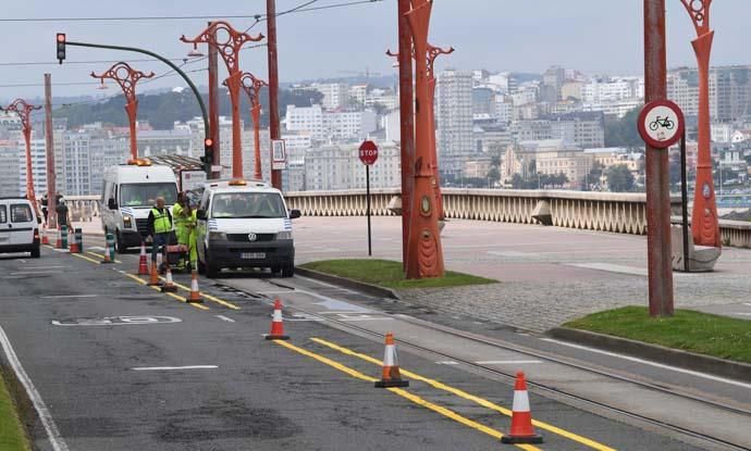 Adiós al carril peatonal de Esclavas a surfistas