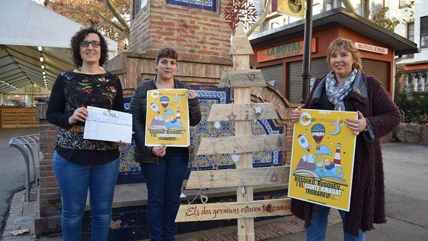 Dolors Fígols, Margarida Marmi i Ermínia Altarriba en la presentació de la campanya nadalenca de BergaComercial El Vall.