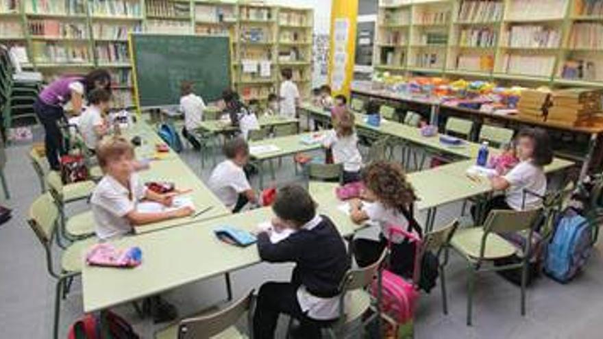 Extremadura acomete las reparaciones urgentes en los centros educativos