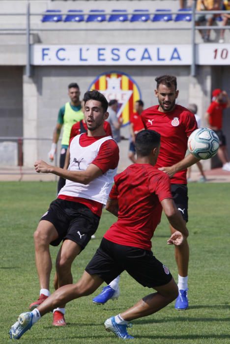 Entrenament de portes obertes del Girona FC a l'Escala