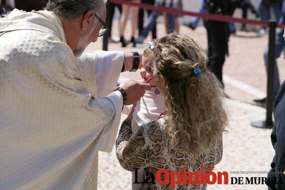 Ofrenda de flores en Caravaca: imposición de cruce