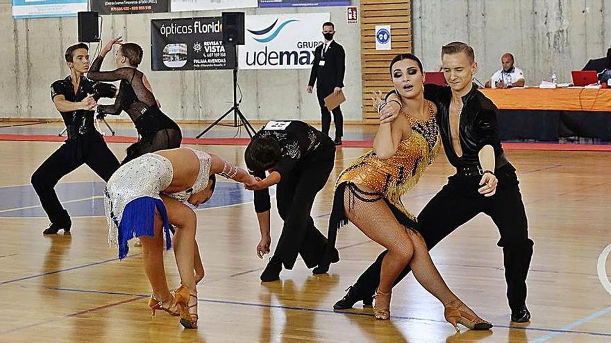 Baile Deportivo en el polideportivo de Calvià