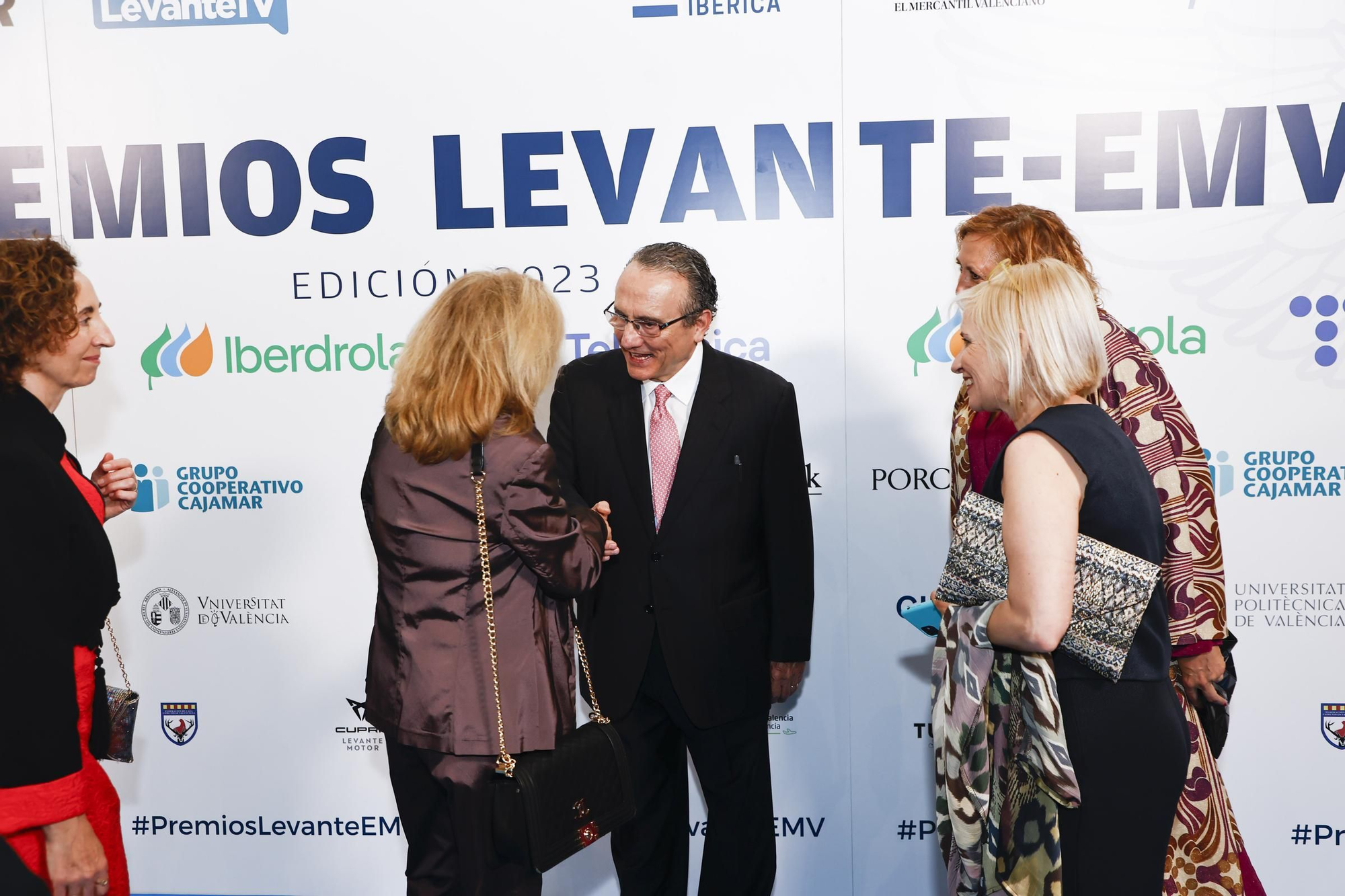 Búscate en la Gala de los Premios Levante 2023