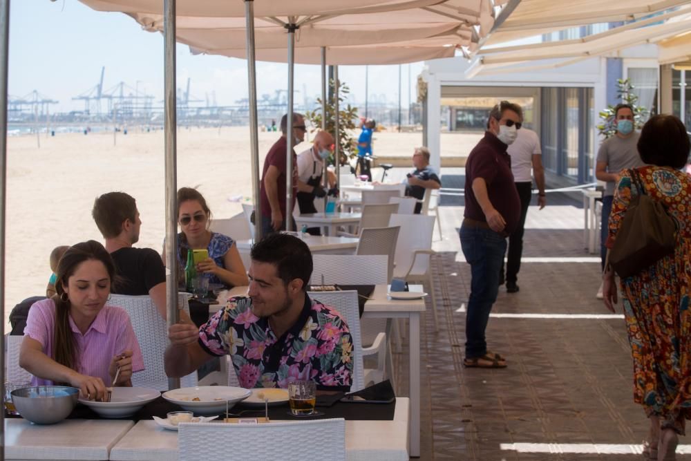 Restaurantes de la playa y Marina Beach en fase 1