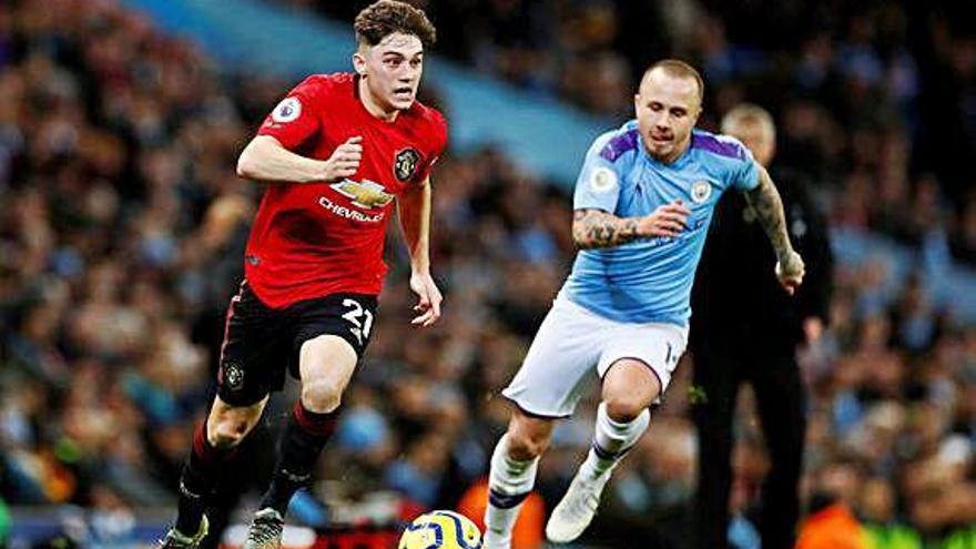 El United s&#039;endú el derbi de Manchester contra el City (1-2)