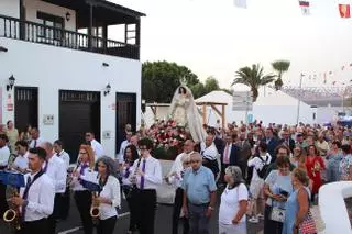 Procesión de Los Remedios en las fiestas de Yaiza 2026