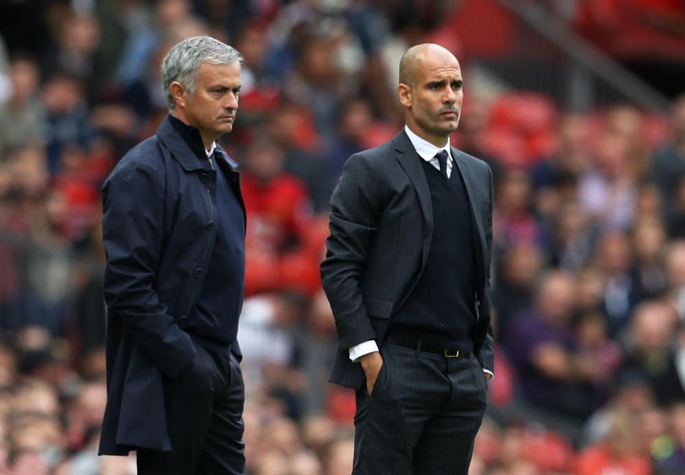 El Manchester City se impuso (1-2) este sábado al Manchester United en el derbi que abría la cuarta jornada de Premier League, en un encuentro marcado por el enfrentamiento entre Mourinho y Guardiola.