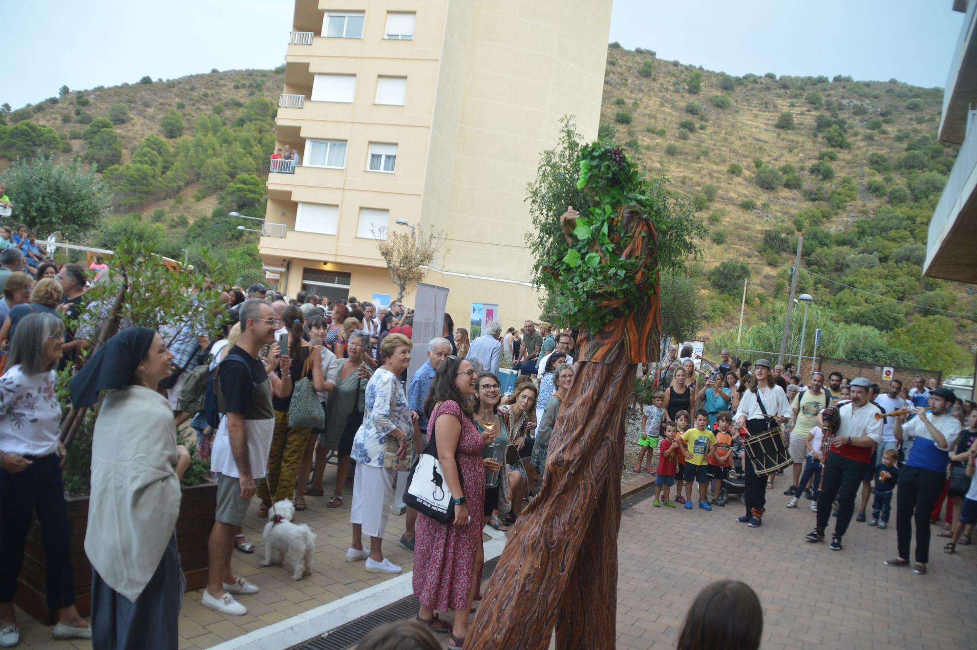 La Festa de la Verema i de la Pissarra omplen Colera d'aromes de vi de la DO Empordà