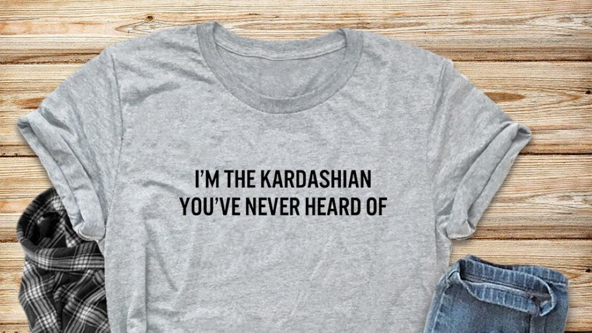 Camiseta Kardashian en Etsy