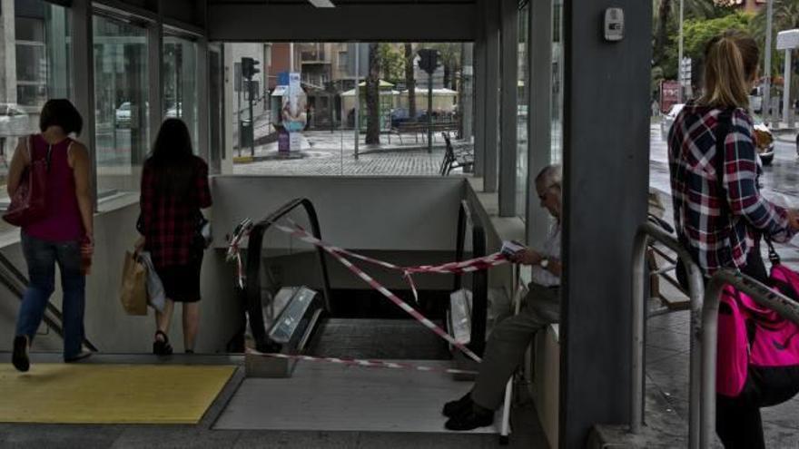 Problemas en  la estación de Renfe en Carrús