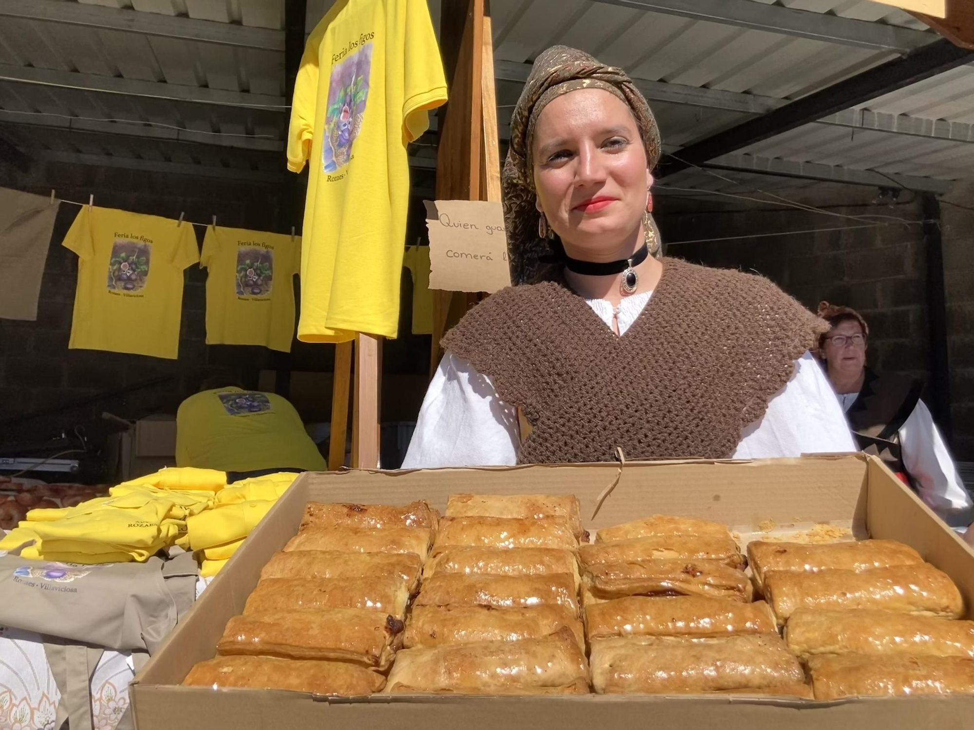 El ambiente "más guapo y asturiano" en la Feria de los Figos de Rozaes: así discurrió la soleada jornada de domingo