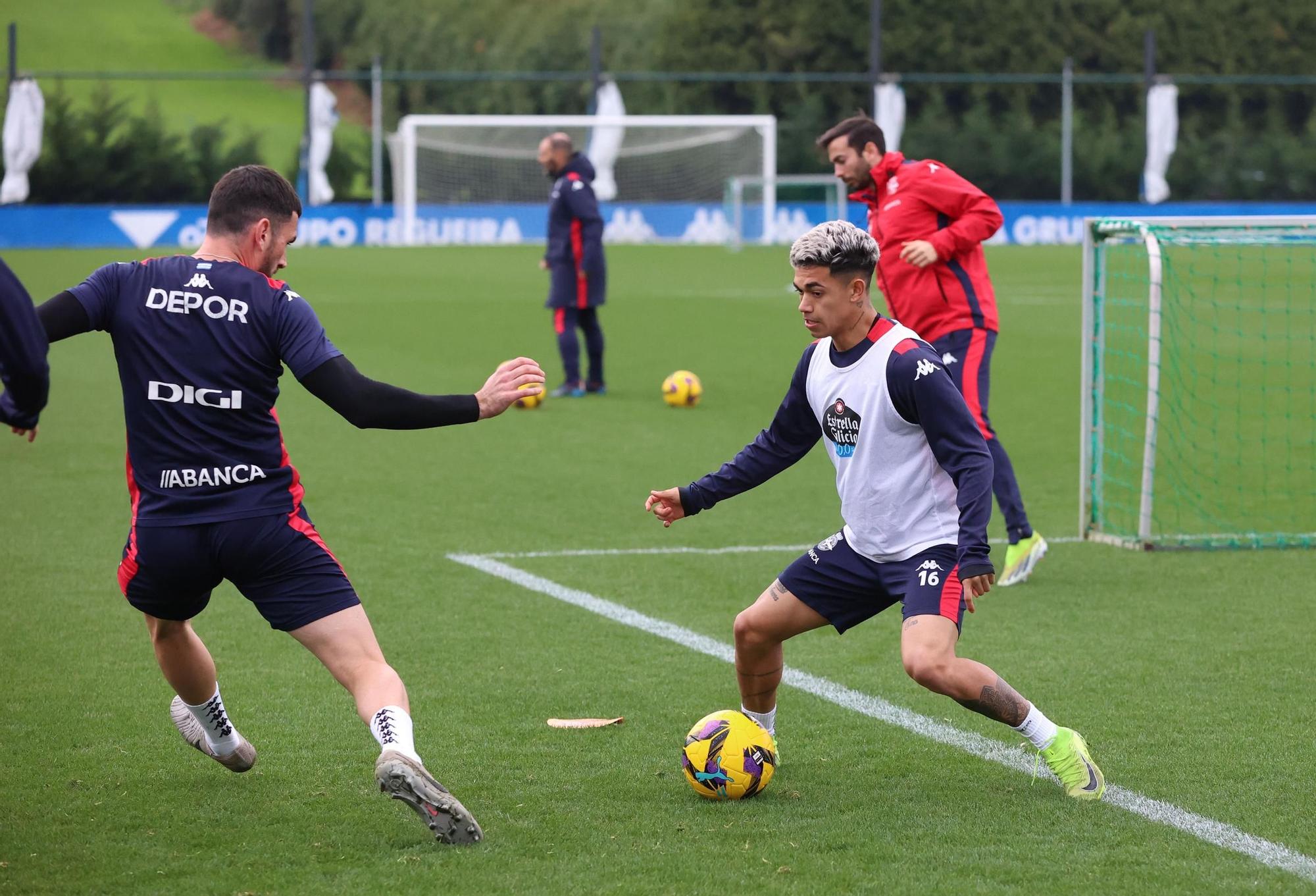 El Dépor se prepara para recibir al Huesca