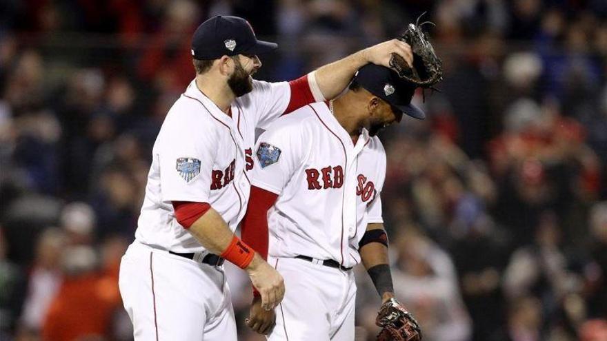 Los Red Sox se adelantan en las Series Mundiales a los Dodgers