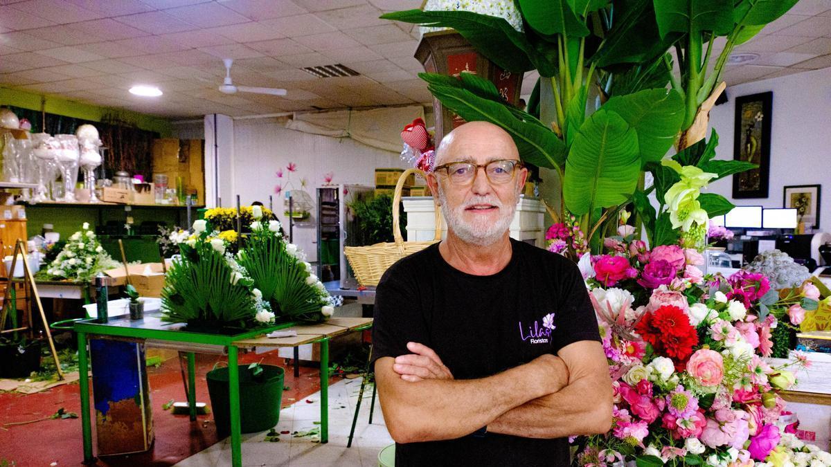Antonio Louzán en el local de Lilas en el Castiñeiriño.
