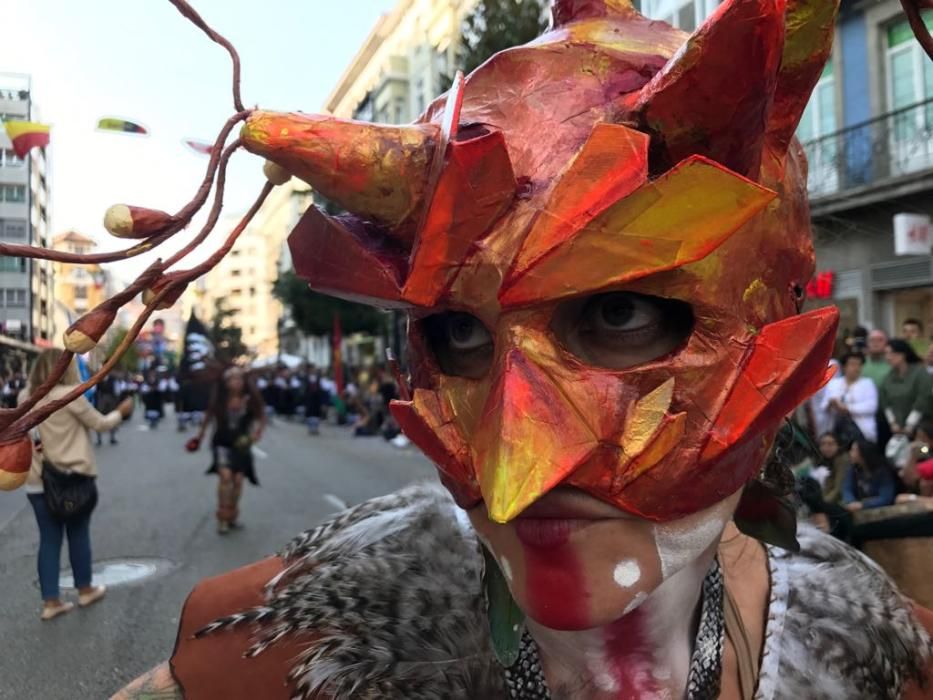 Oviedo celebra el desfile del Día de América en Asturias