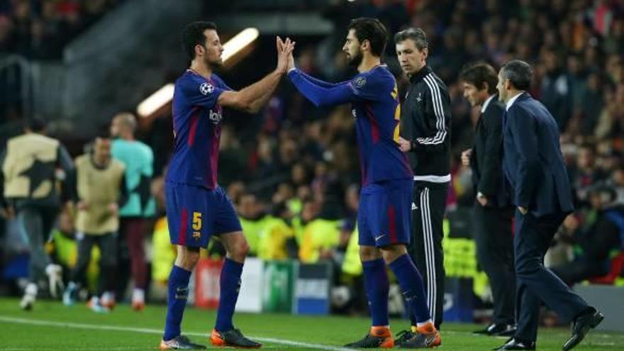 Busquets va ser substituït per André Gomes contra el Chelsea.