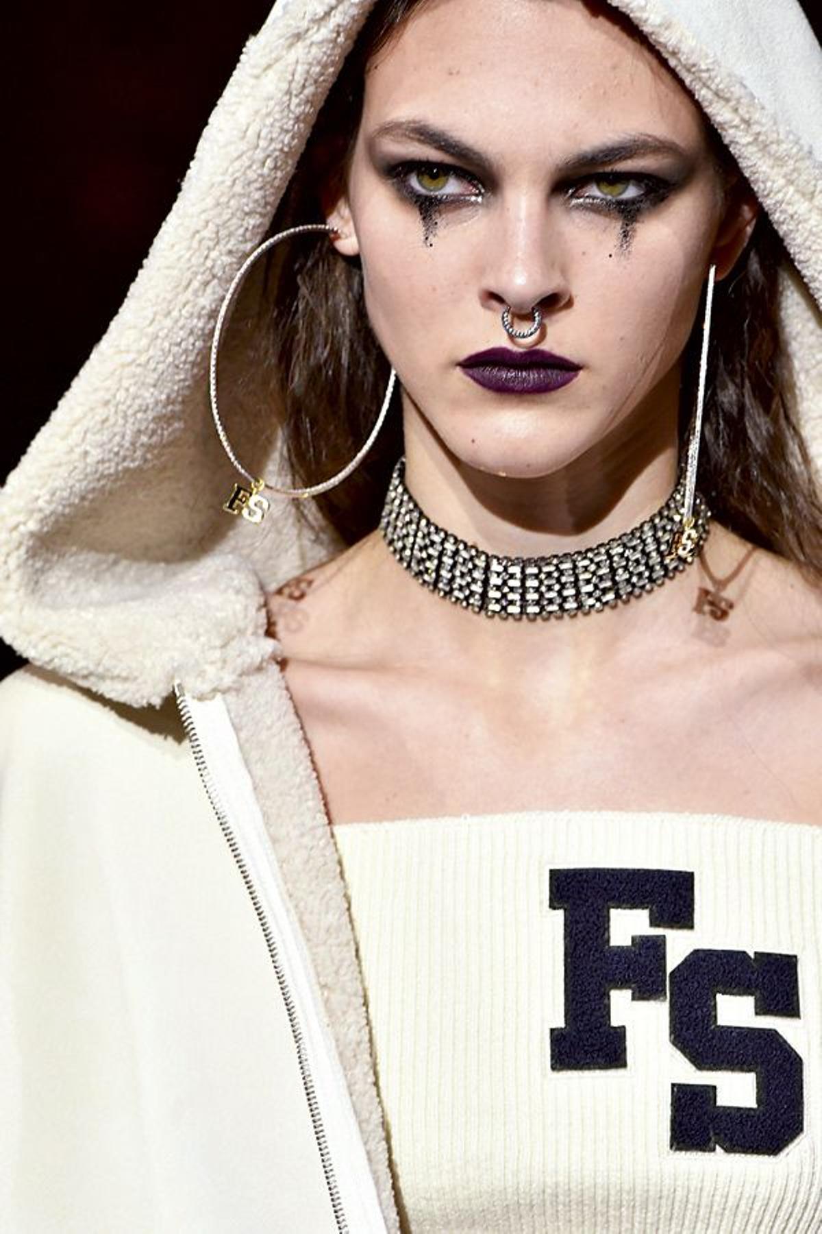 Visto en pasarela, 'Gótico': maquillaje del desfile de Fenty X PUMA by Rihanna