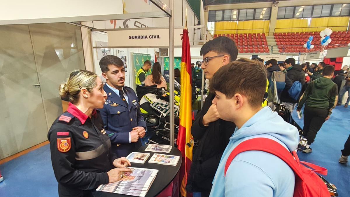 Abre el Salón del Estudiante de Lucena